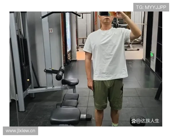 男人健身器材使用全攻略附练法搭配